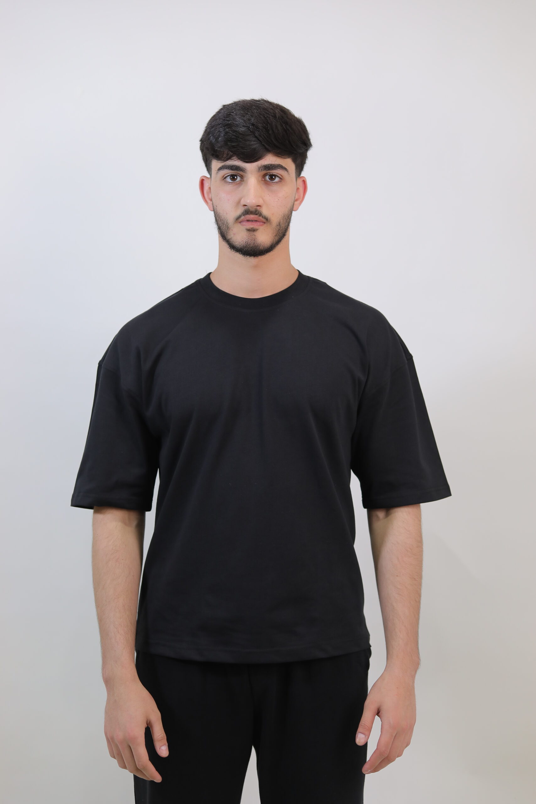 plain t shirt (black) plain t shirt (black)